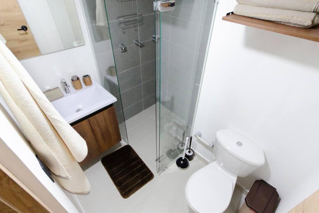 Apartamento Tipo Loft Medellín Esterno foto
