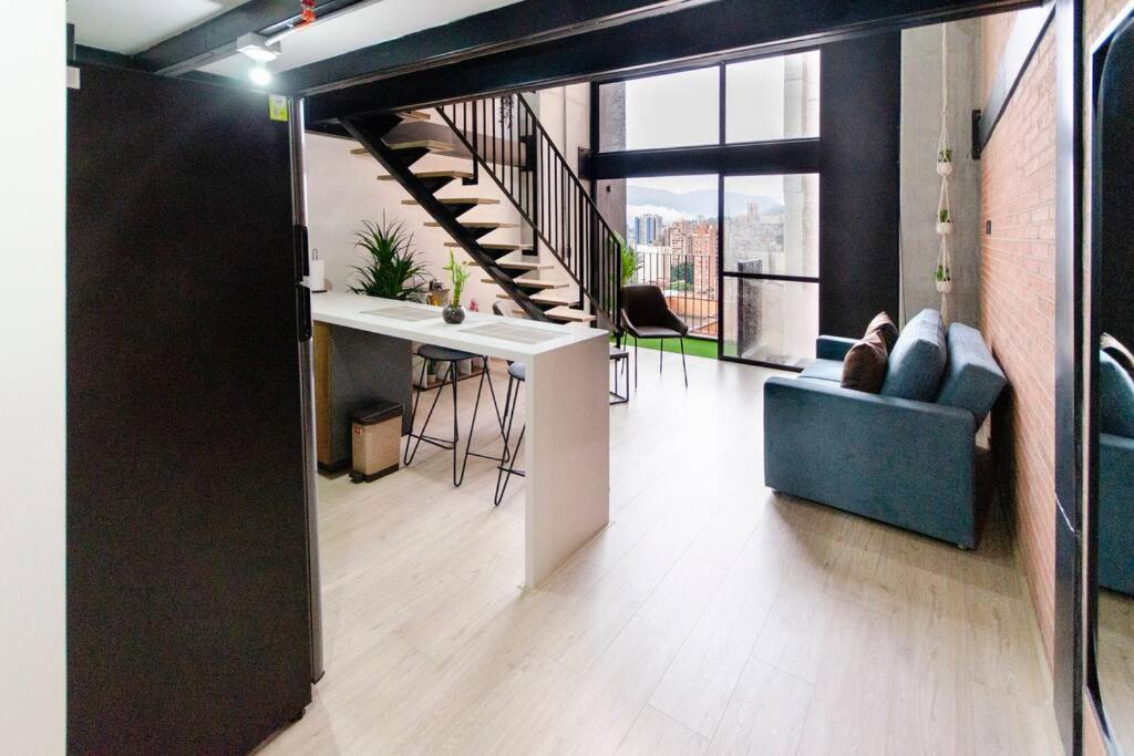 Apartamento Tipo Loft Medellín Esterno foto